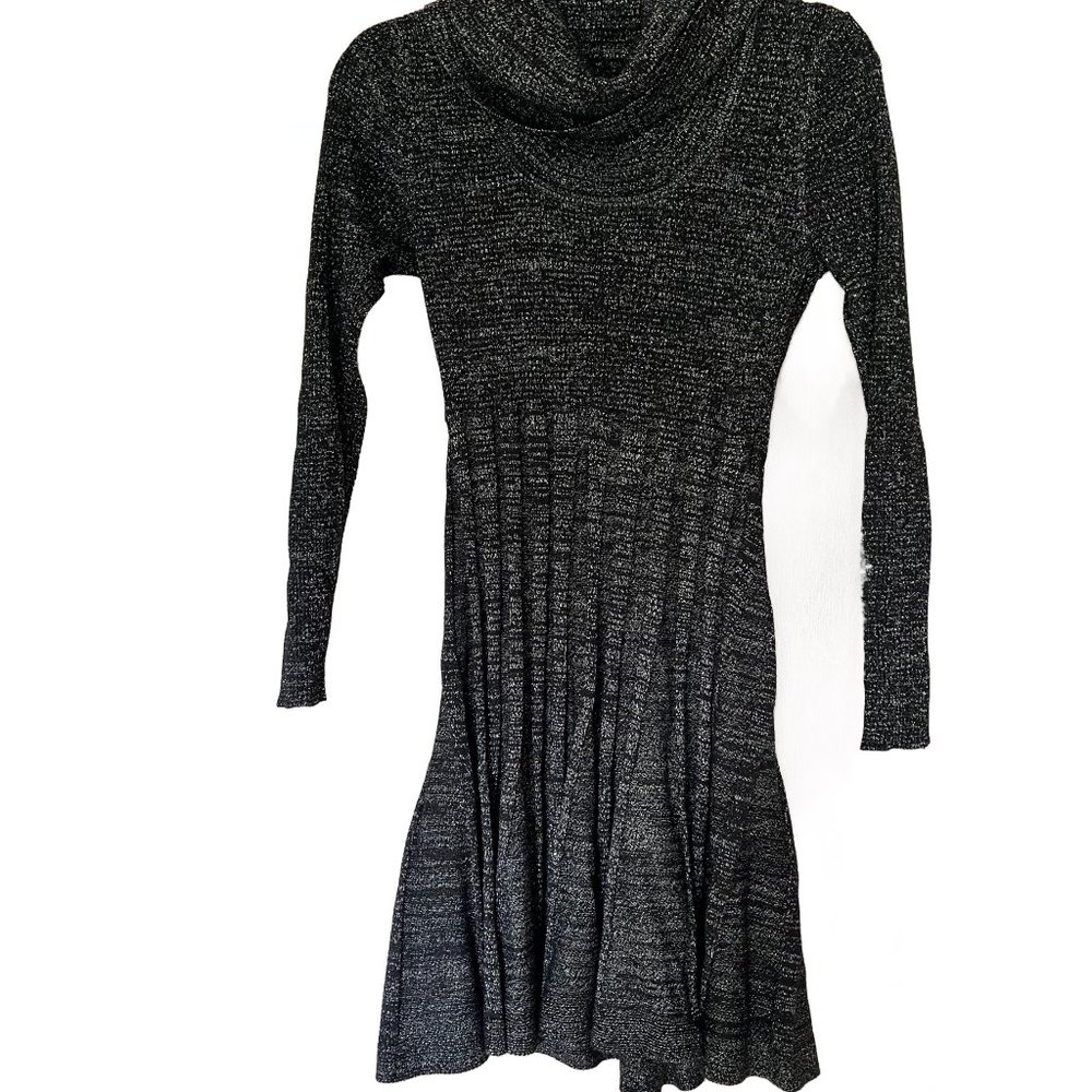 Calvin Klein Long Sleeve Sweater Dress in Black and Metallic Gold Size Small